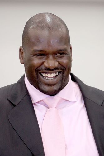 半场战报：都灵1-0克雷莫内塞，弗拉希奇建功（半场速递：弗拉希奇破门，都灵1-0领先克雷莫内塞）