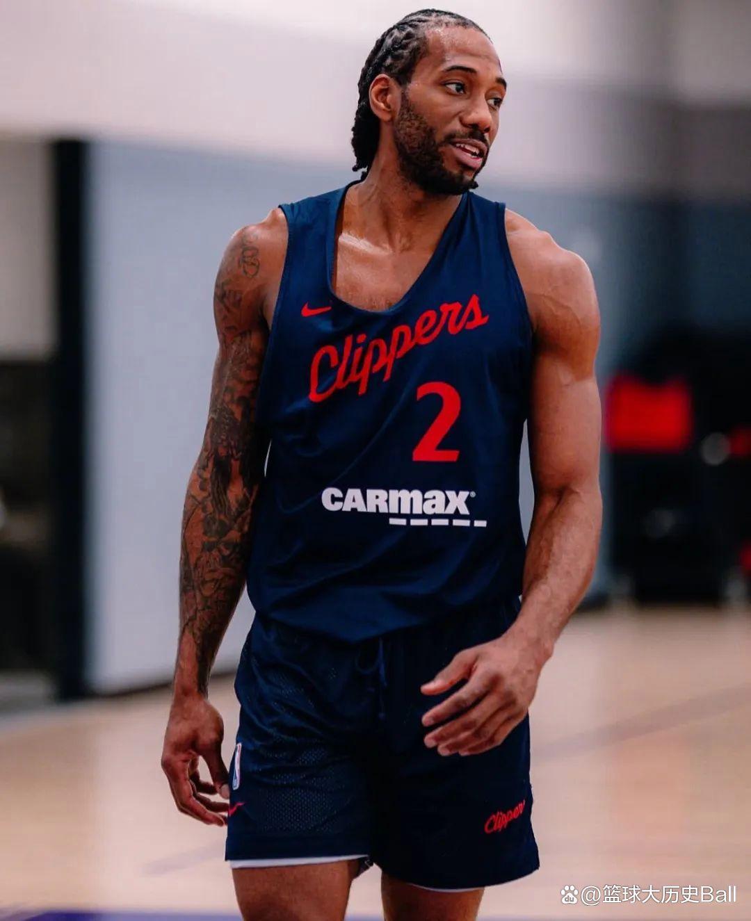 皮西利女友透露自己曾被前男友虐待：不要让别人控制你（皮西利女友自曝曾遭前任虐待：别让他人掌控你的生活）