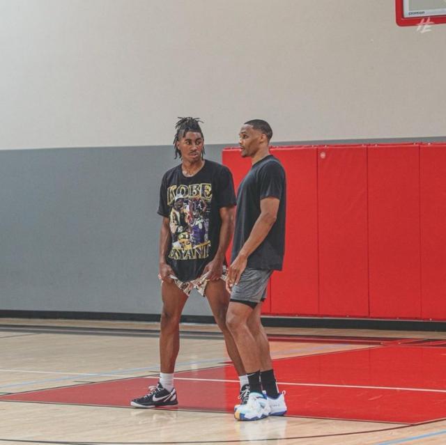 CCTV5直播，10：00，中国VS韩国，世界第一王楚钦、孙颖莎领衔冲5连胜（CCTV5 10：00直播，中韩对决：世界第一王楚钦携孙颖莎冲击五连胜）